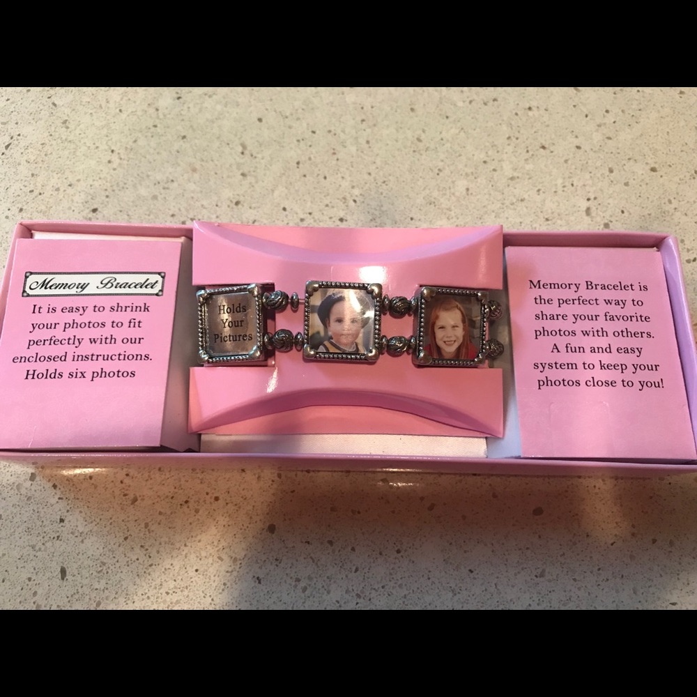 Memory bracelet